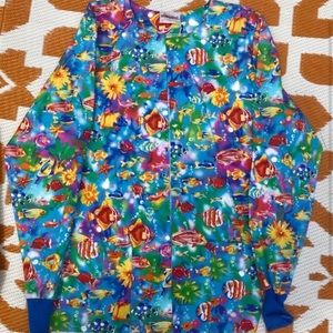 New Women’s Front Snap Scrub Jacket